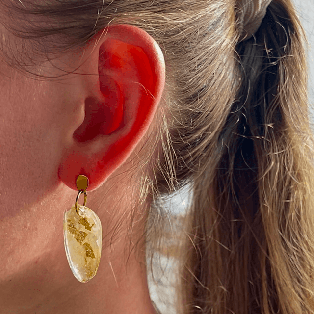 Boucles Noni - blanches et or 